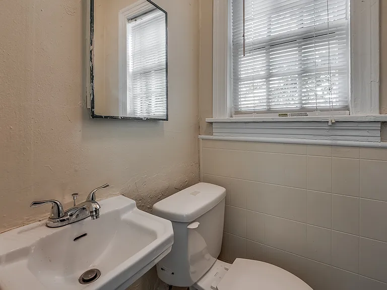 1803 NW 22nd Street - 2301 N. Florida — Photo 25