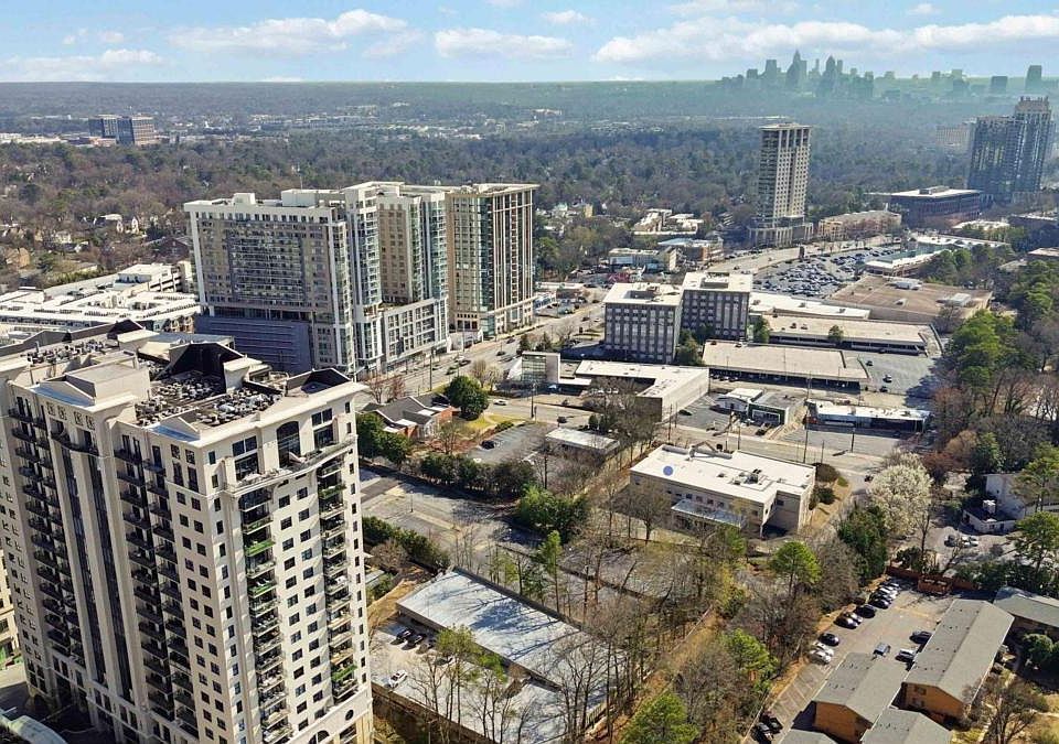 1st image of 3040 Peachtree Rd NW Unit 309