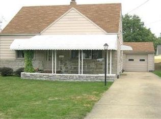 1566 Medford Ave, Poland, OH