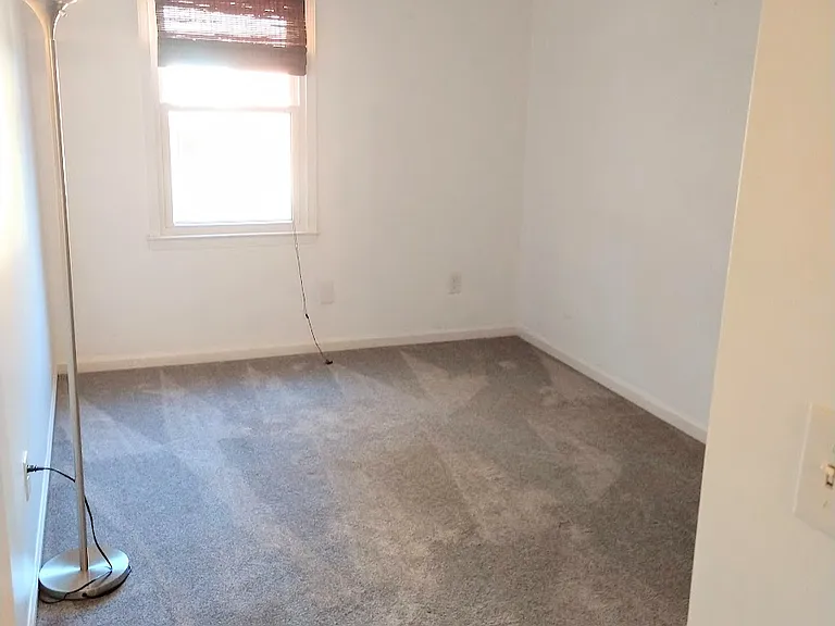 400 Hillstone Dr — Photo 18