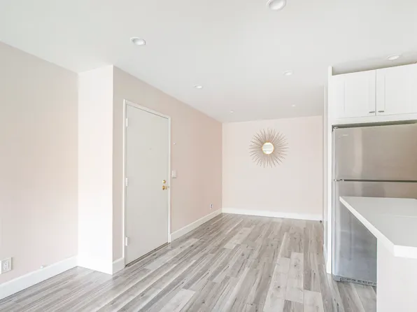 (undisclosed Address), Glendale, CA 91203