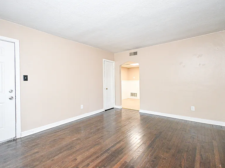3042 Percy Ave #2 — Photo 4