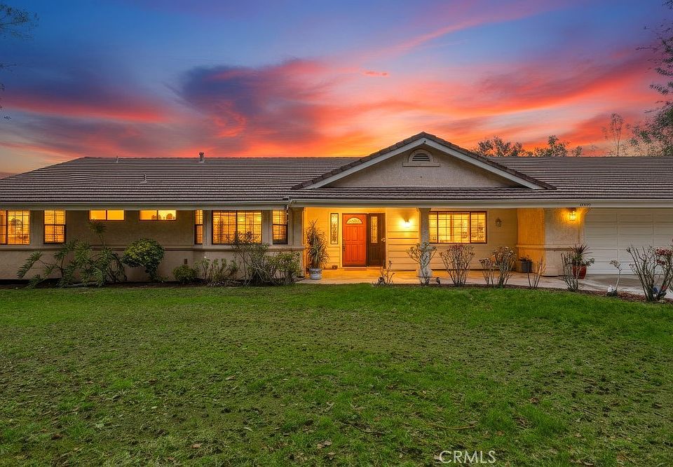 1st image of 28572 Meadow Mesa Ln