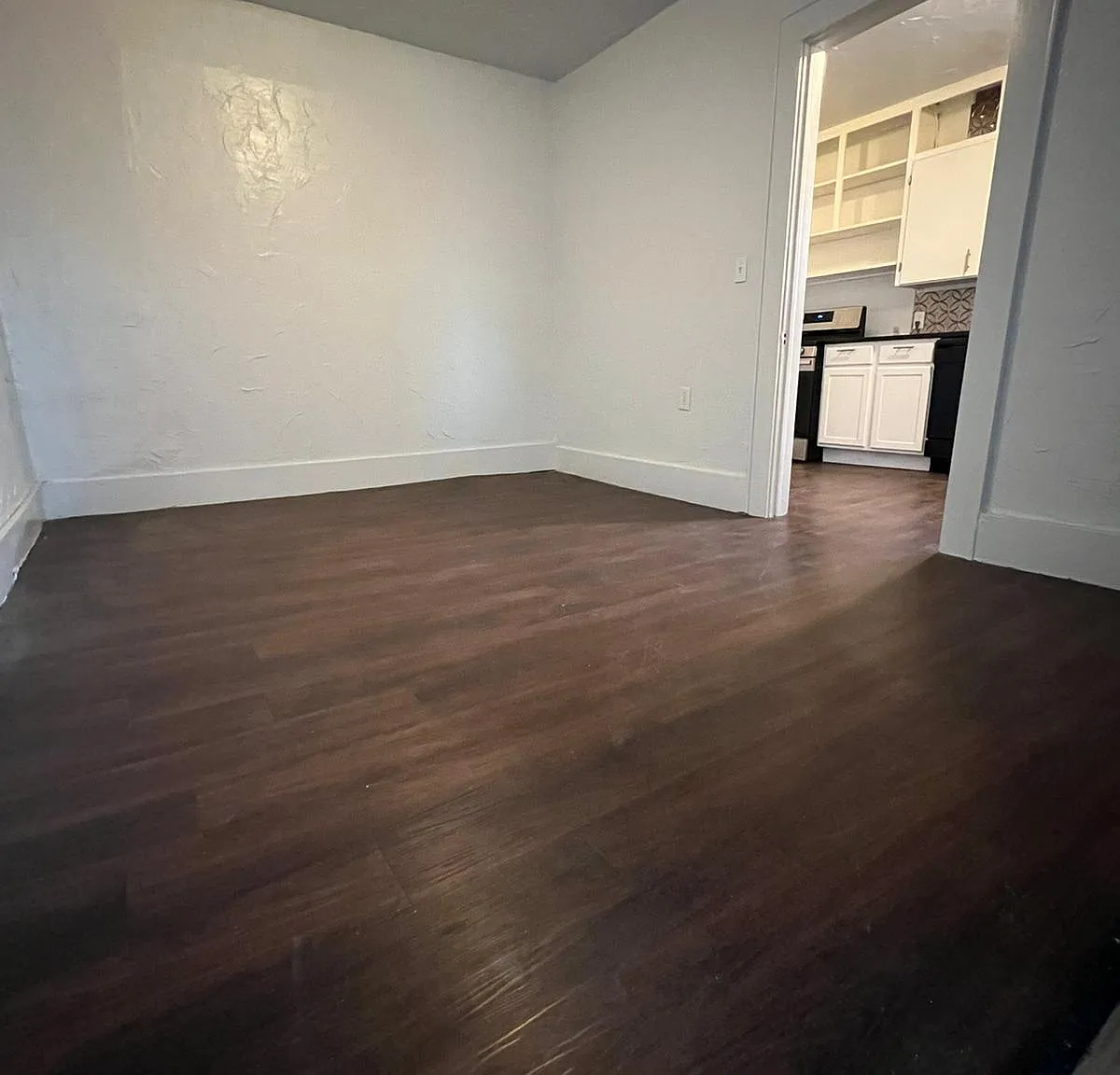 3 bed, 1231 sqft, $1,100 — Photo 4