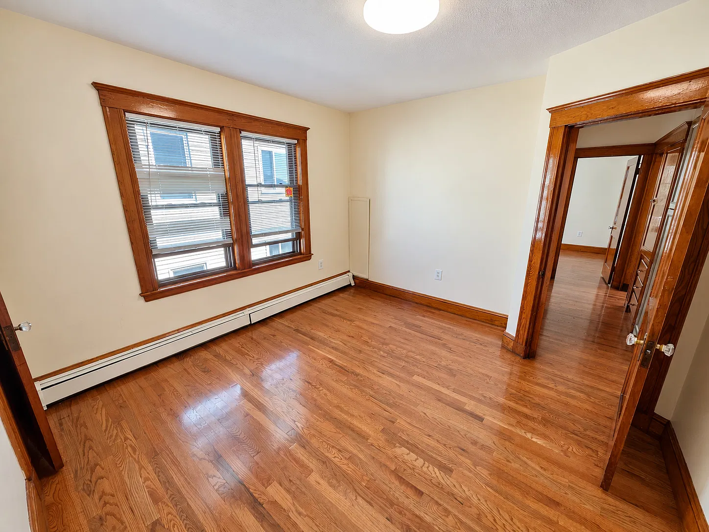 3 bed, 1088 sqft, $2,700 — Photo 4