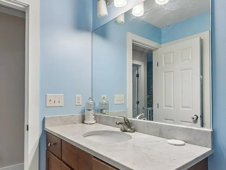 22 Twin Oaks Dr — Photo 17