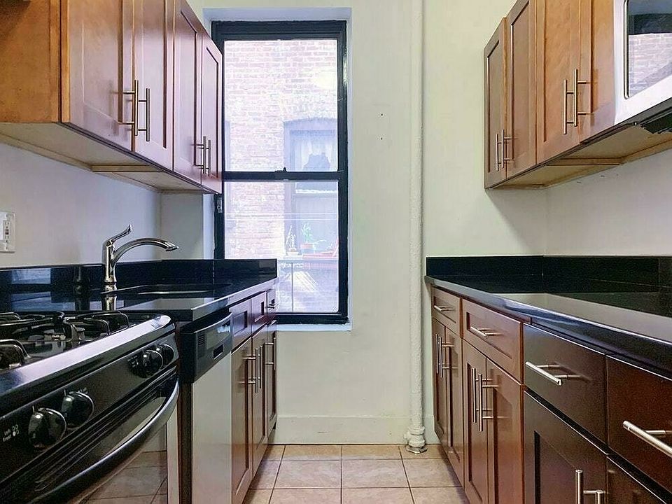1st image of 250 Pacific St #19A