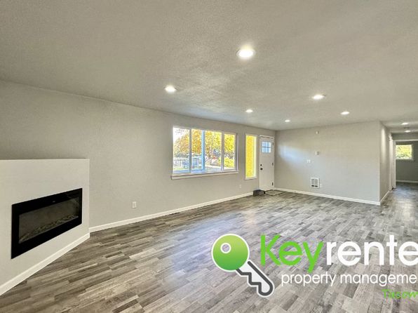 402 E 91st St, Tacoma, WA 98445