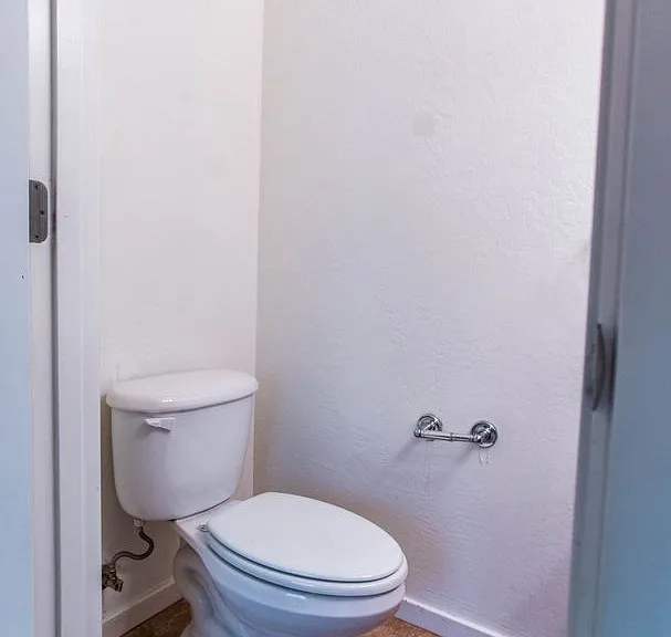 305 S Wilson St #102 — Photo 15