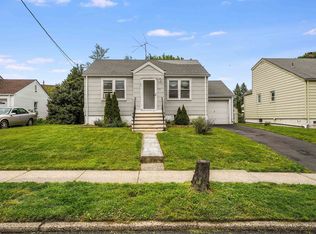 112 Lakeview Ave, Little Ferry, NJ 07643