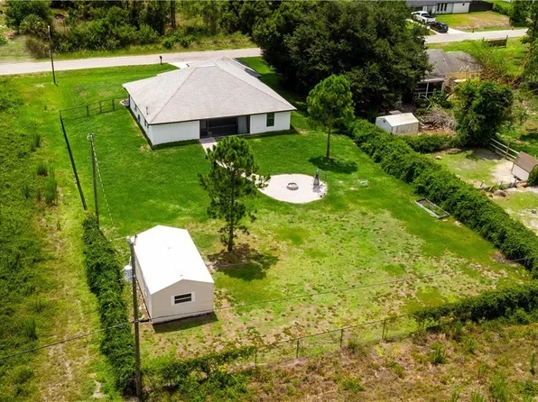 1012 Calvin Ave, Lehigh Acres, FL 33972