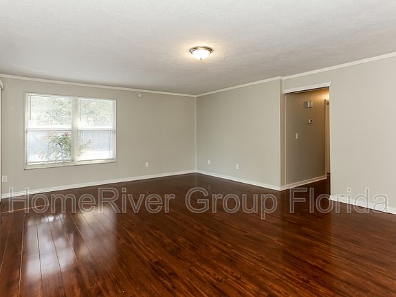 3rd image of 7250 S Sharbeth Dr
