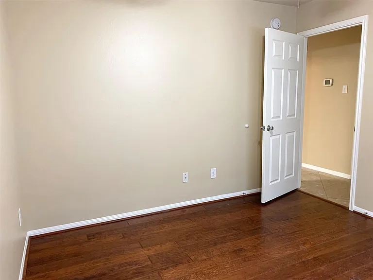 2822 Chalet Knolls Ln — Photo 27