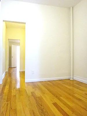 Rented by Paley Management | media 19