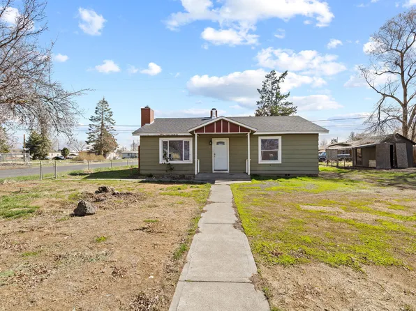 210 SE Jackson St, Redmond, OR 97756