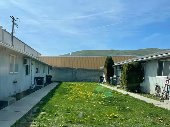 4115 2nd St #1, Yakima, WA 98903