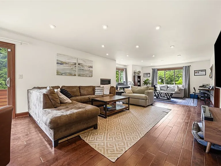 2533 Riva Ridge Ct — Photo 6