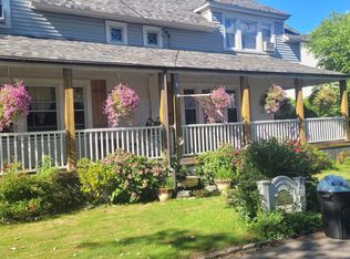 144 Meadowlawn St, Huntington, NY 11743