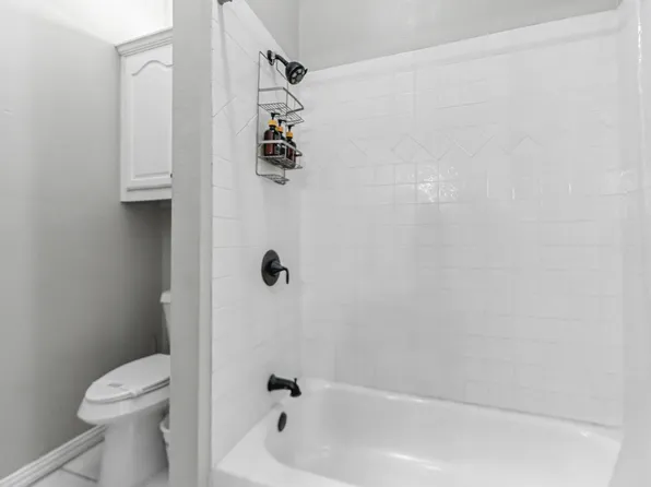2451 Valley View Dr, Cedar Hill, TX 75104