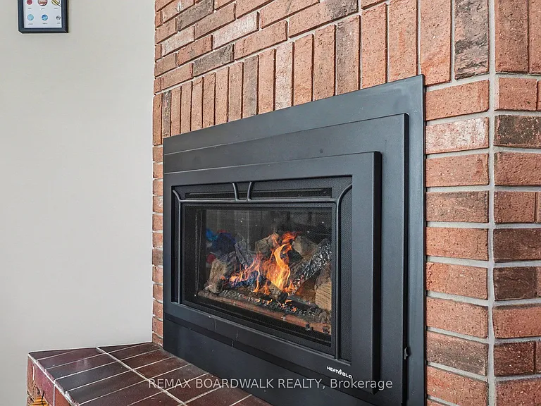 84 Sherway Dr — Photo 10