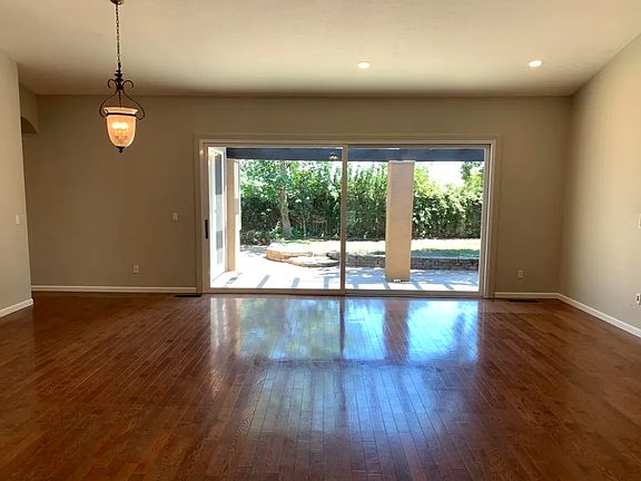 3rd image of 48 E Country Club Dr