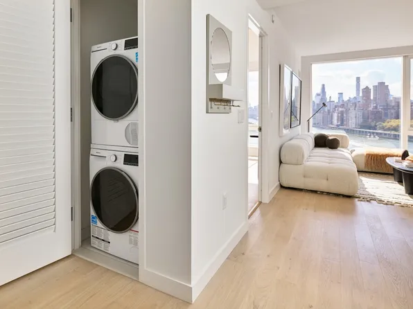 20 Halletts Point image 20 of 82