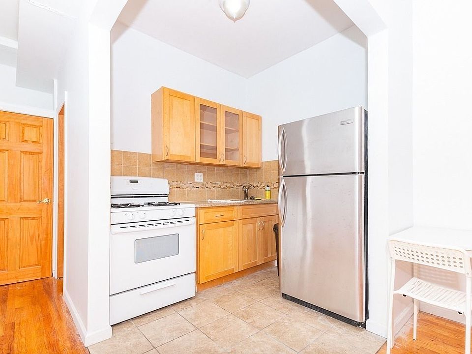 1st image of 613 Marcy Ave #4B