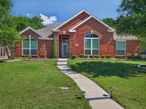 913 Chapel Dr, Denton, TX 76205