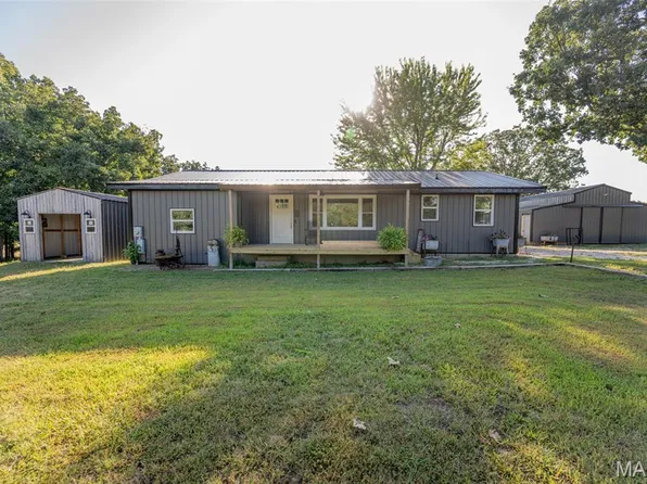21816 Highway C, Belle, MO 65013