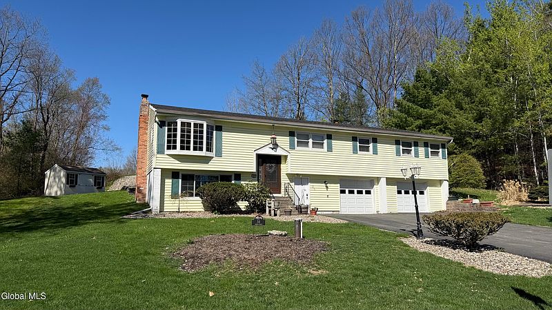 2nd image of 31 Sterup Drive