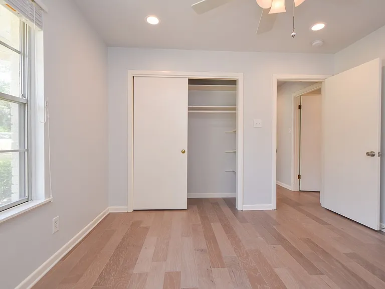 5003 Westview Dr — Photo 32