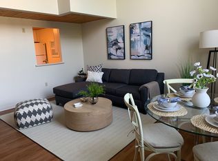 1600A Washington St #308, West Newton, MA 02465