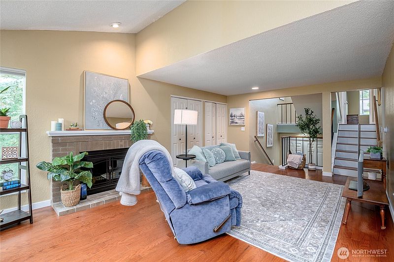 5th image of 15111 Sunwood Boulevard #II22