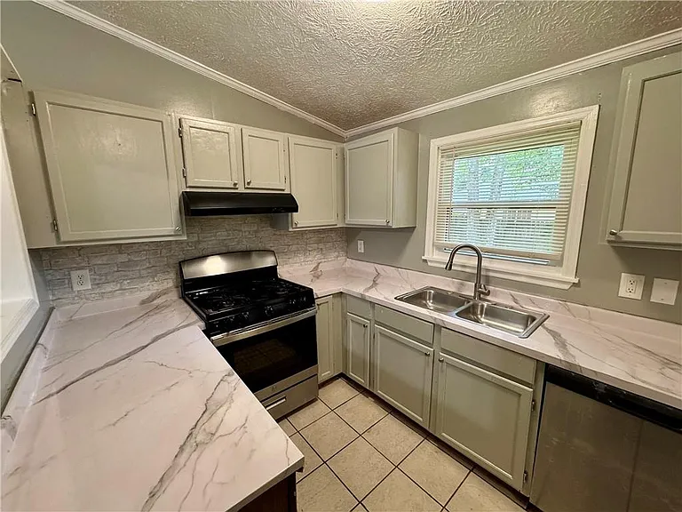 7 Sherwood Loop — Photo 27