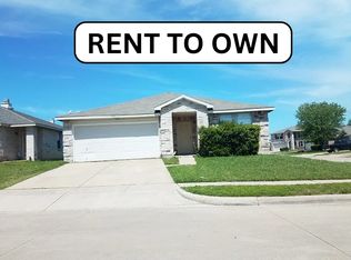 902 Rose Crystal Way, Fort Worth, TX 76179