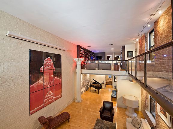 2nd image of 131 W 24th St #5-6