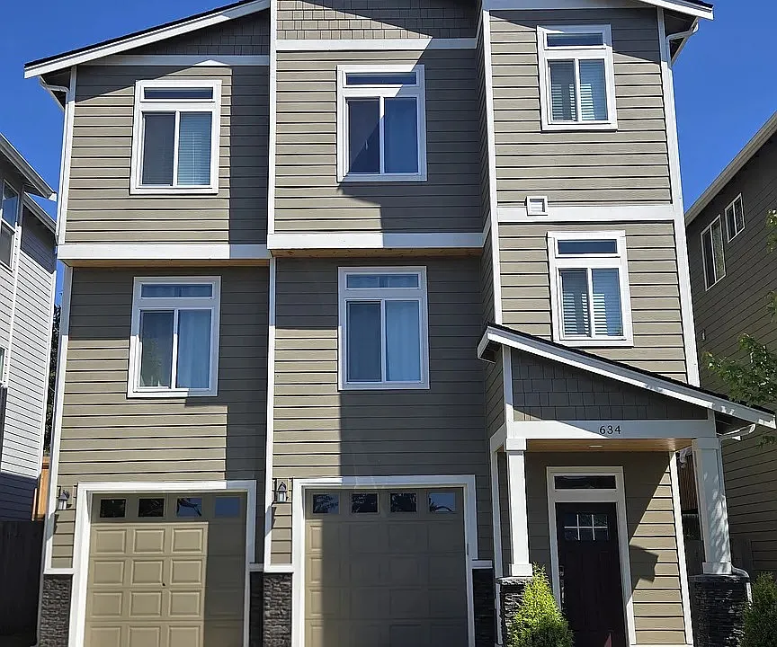 634 NW Gardenia Way