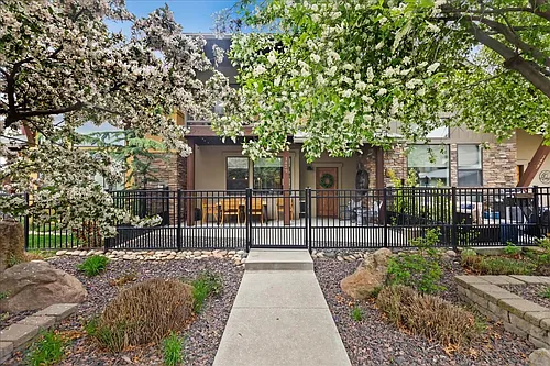 1421 E Lone Creek Dr Photo 1