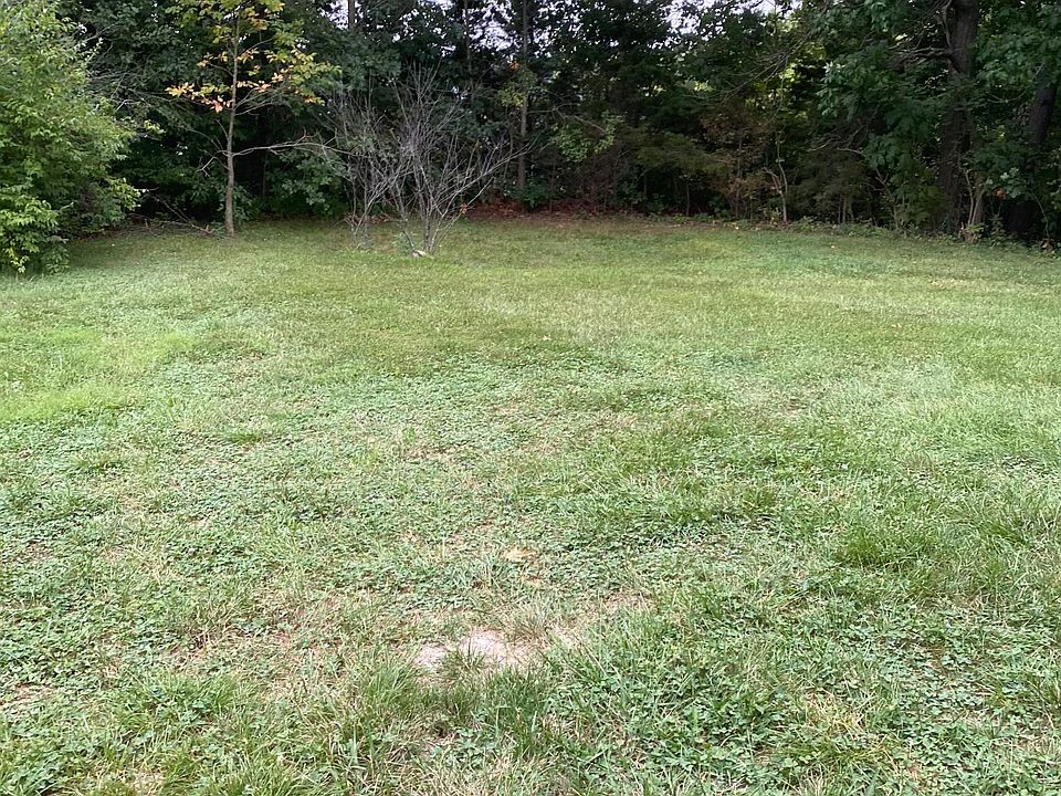 2nd image of 1616 Handley Pl