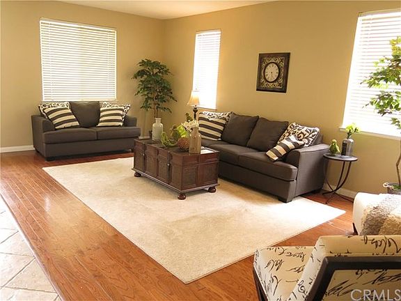 5th image of 237 E Deerfield Ct