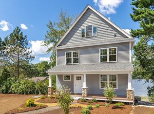 27 Burroughs Rd, North Reading, MA 01864