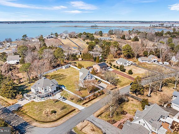 2nd image of 6301 Knoll Hill Dr