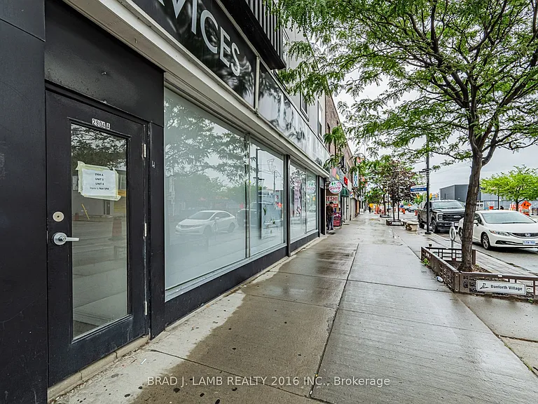 2904 A Danforth Ave #3 — Photo 22