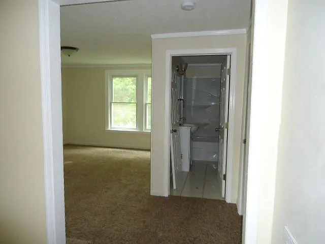 120 Hurt St — Photo 31