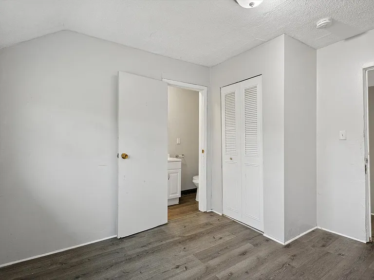 838 Veto St NW — Photo 12