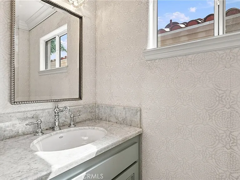 1740 Havemeyer Ln — Photo 18