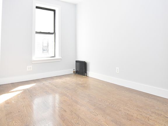 4th image of 65 Nagle Ave #4G