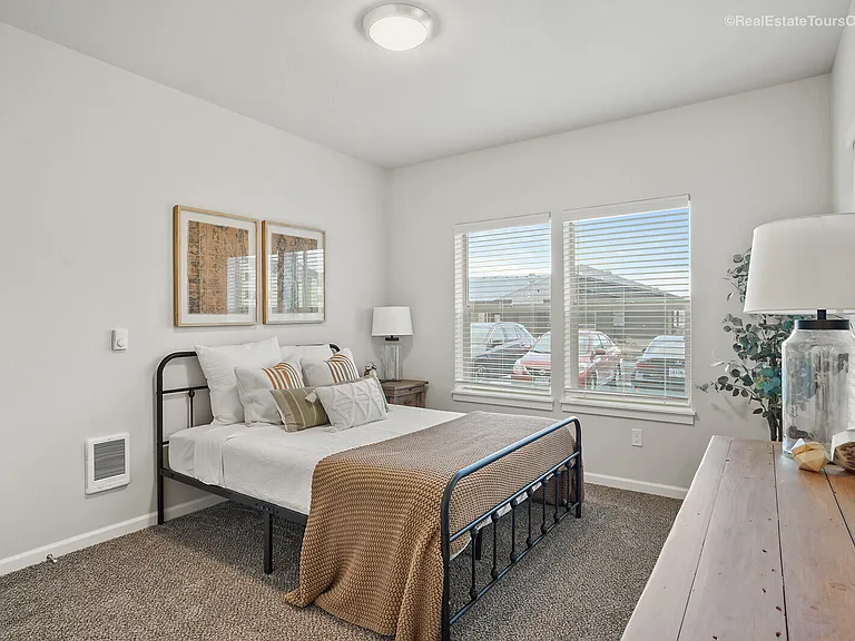 Reserve at Hunters Ridge — Photo 11