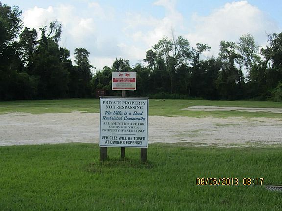 Parking across the street from the residential boat ramp
