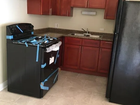 1973 N 18th Ave #6, Melrose Park, IL 60160